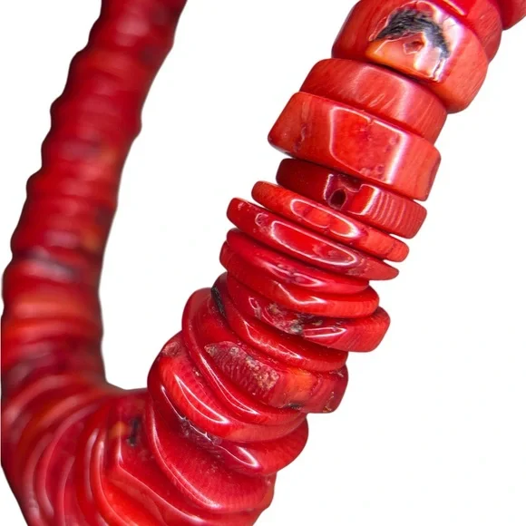 Bamboo Coral Necklace 20’